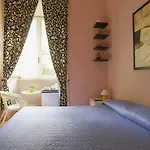 Romerooms