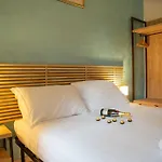 Romerooms Bed & Breakfast 4*