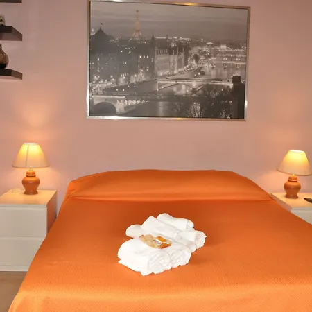 Romerooms 4*