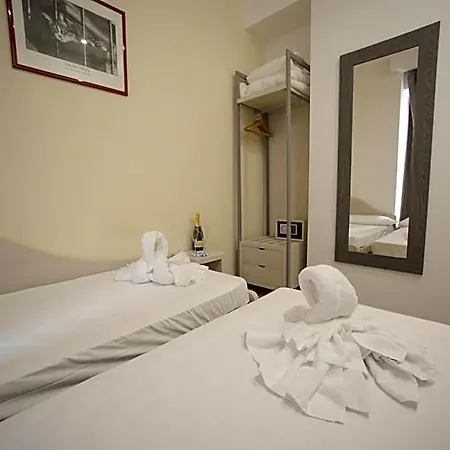 Romerooms Alojamento de Acomodação e Pequeno-almoço 4*