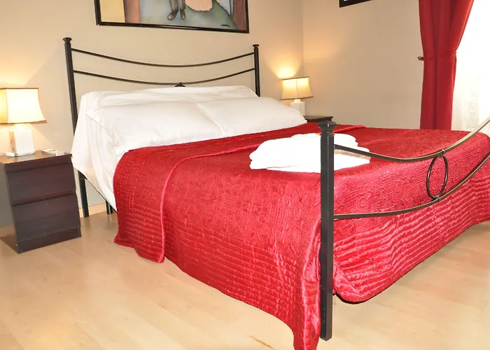 Romerooms Bed & Breakfast 4*