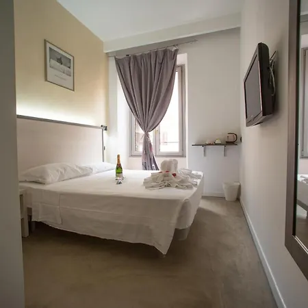 Romerooms 3* Rome